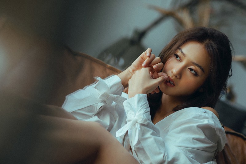 kha ngan "lot xac" voi hinh anh goi cam trong bo anh moi  hinh 3
