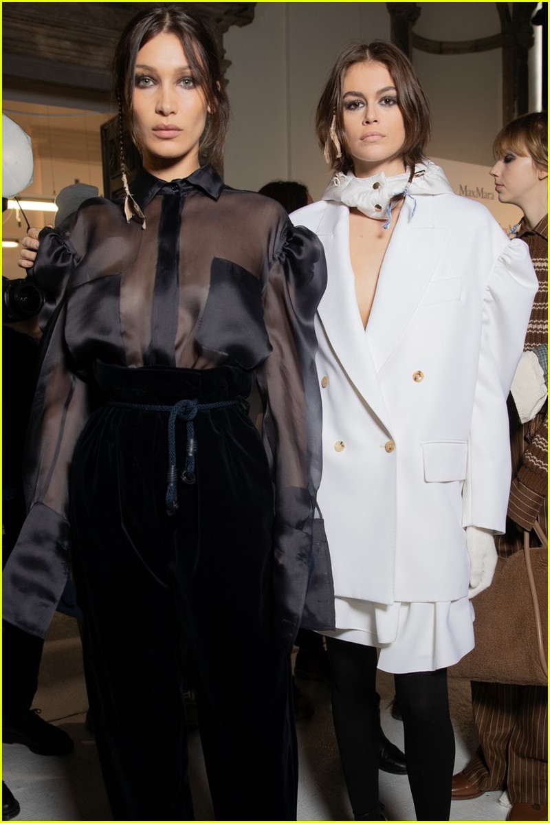 con gai cindy crawford va bella hadid "do dang" voi mot khong noi y hinh 1