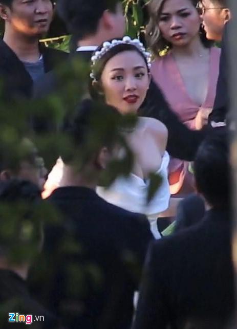 hai bo vay cuoi goi cam cua toc tien hinh 3
