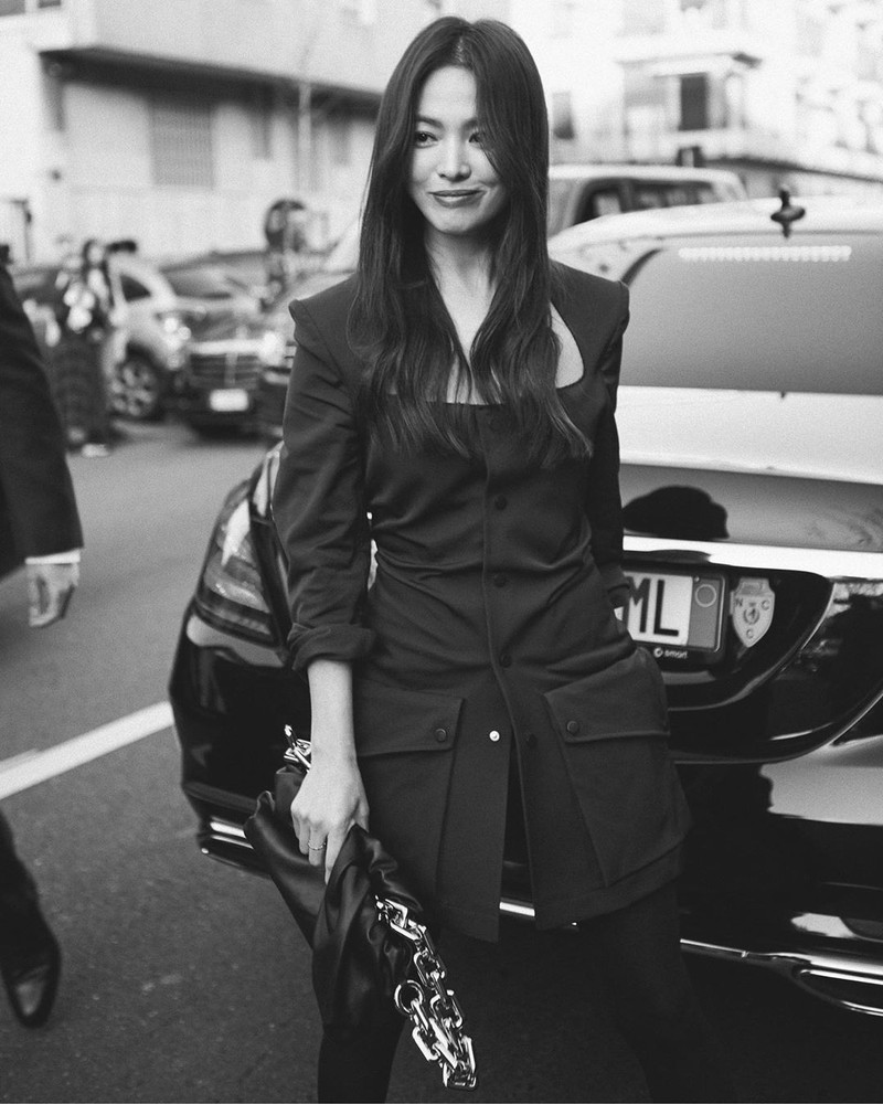 song hye kyo dep ma mi voi phong cach khac la hau ly hon  hinh 9
