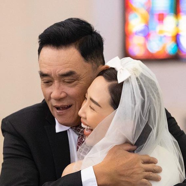 toc tien hiem hoi nhac den me sau nhieu nam khong gap mat vi mau thuan hinh 2