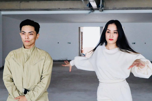 vo chong khanh thi - phan hien gay sot khi cover ban hit "on" cua bts hinh 1