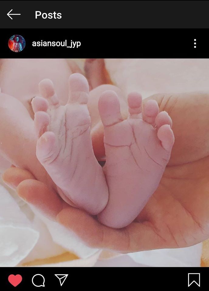 ong chu jyp park jin young don con gai thu hai chao doi o tuoi 49 hinh 2