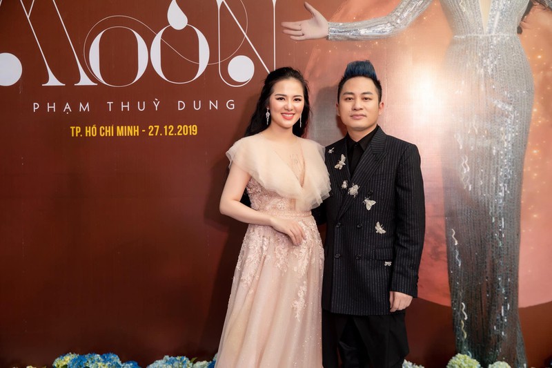 tung duong keu goi quyen gop duoc hon 1 ty dong chong dich covid-19 hinh 1