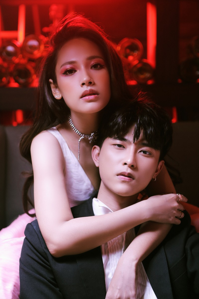 "ban gai son tung m-tp" lot xac goi cam, "thoi mien" nicky (monstar)  hinh 2
