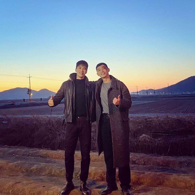 park seo joon va dan sao dang anh ky niem, chia tay "itaewon class"  hinh 4