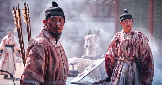 vi sao khan gia phat cuong bom tan kinh di xac song "kingdom"? hinh 10