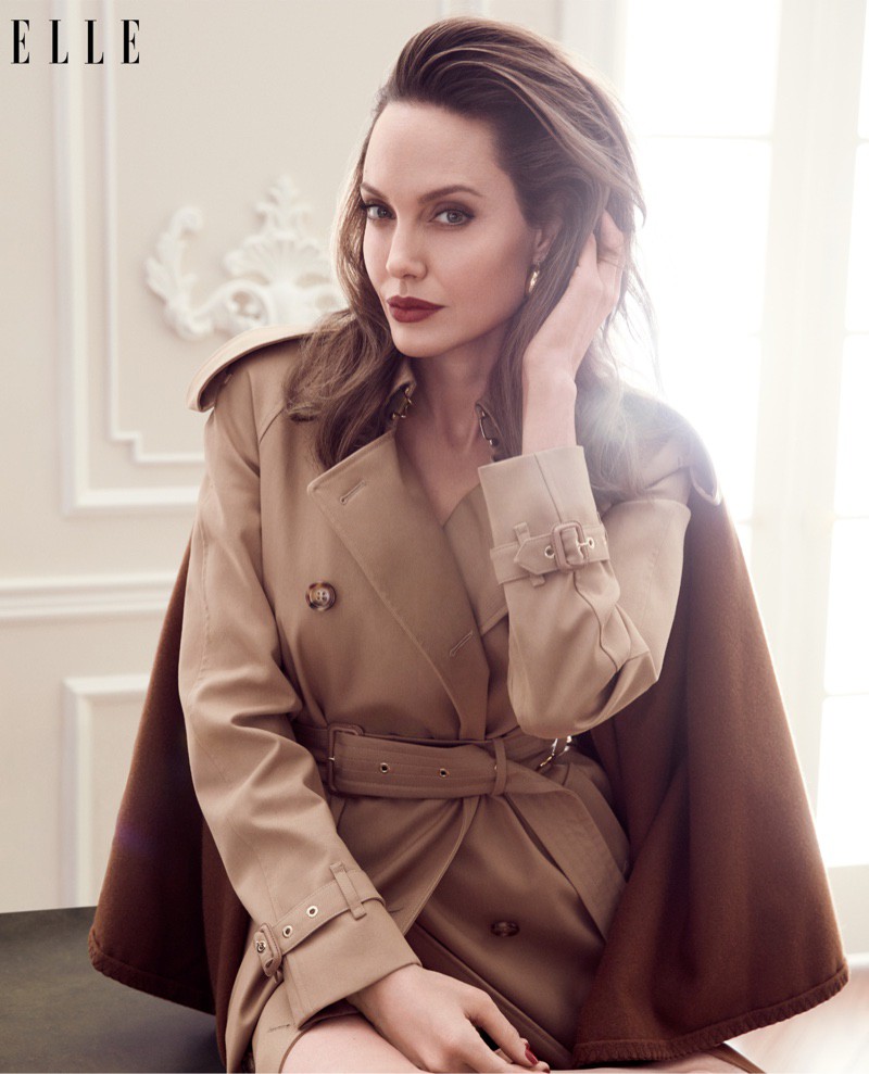 burberry lay vai may ao khoac noi tieng de san xuat do bao ho chong dich hinh 4