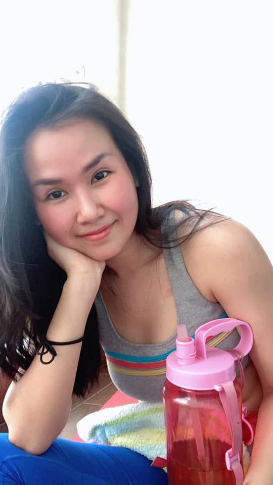 a hau ha kieu anh va loat sao viet trong ngay dau cach ly toan xa hoi hinh 12
