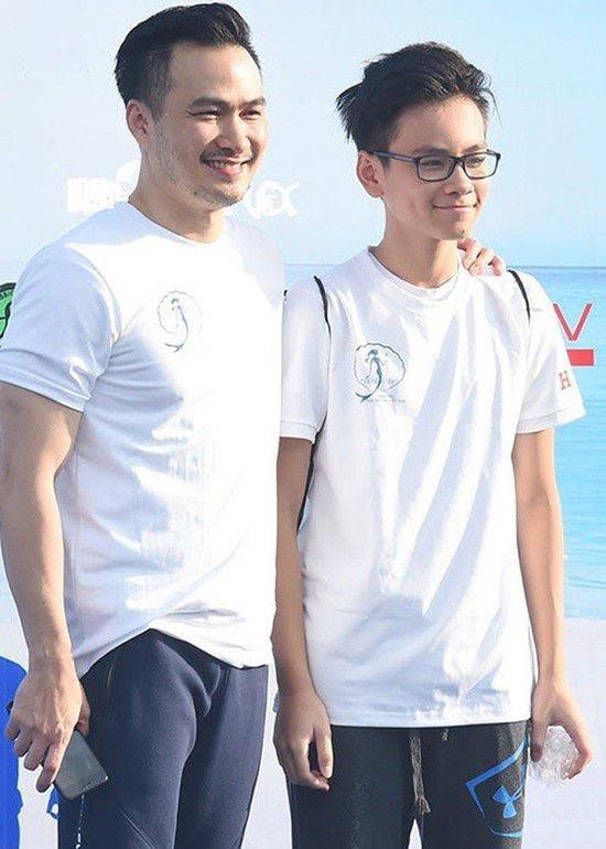 dien vien chi bao hanh phuc don con trai ve nha sau 14 ngay cach ly hinh 2