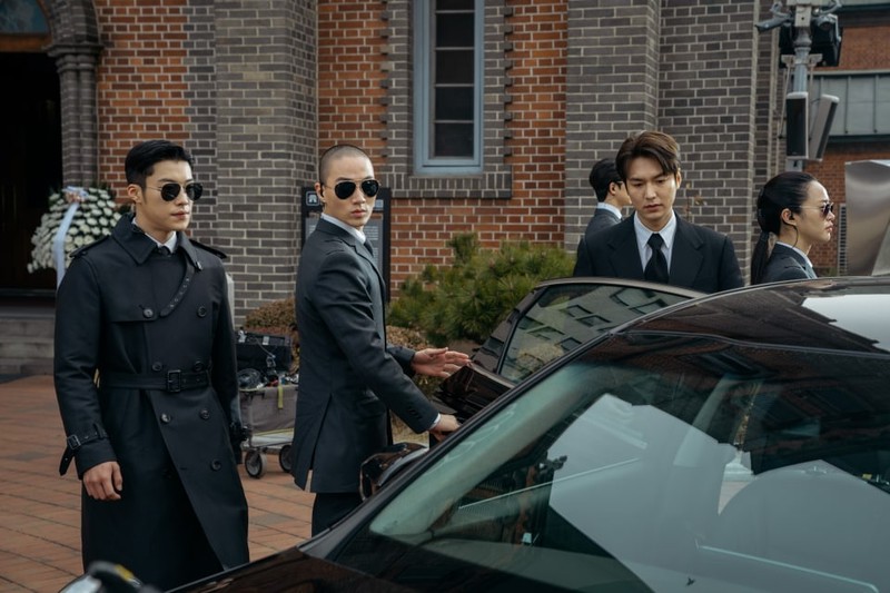 lee min ho dien vest banh bao "lan at" trai dep can ve woo do hwan hinh 3