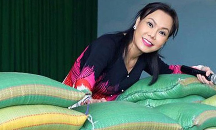 sao viet tang gao cho nguoi ngheo chong dich hinh 1