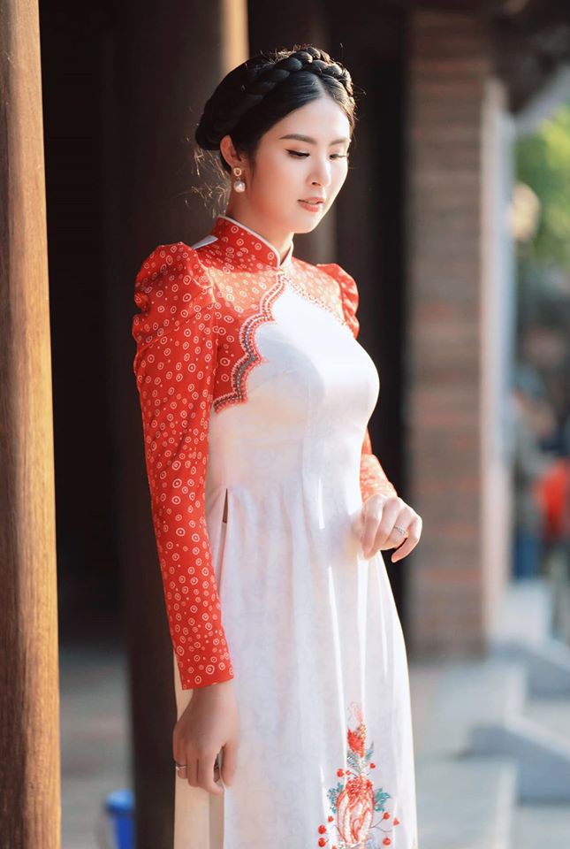hoa hau ngoc han bat ngo ban chuyen tinh yeu sau quyet dinh hoan cuoi  hinh 1