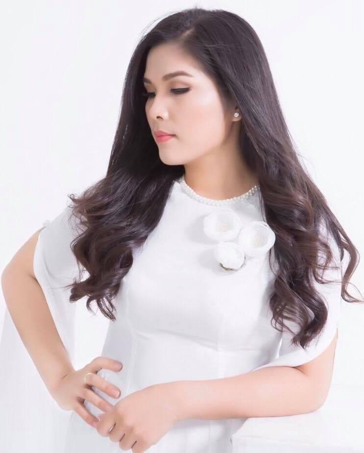 sao mai thu huyen gop tieng hat cung "toan dan chung tay chong dich"  hinh 1