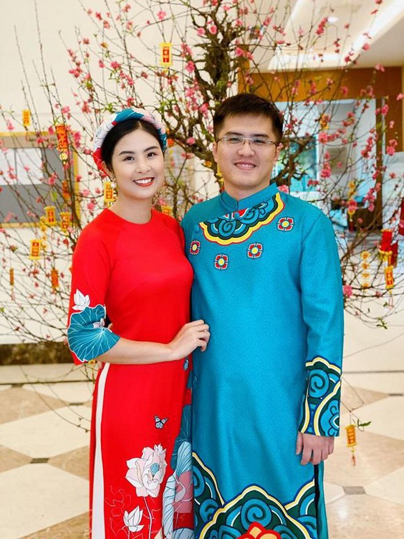 hoa hau ngoc han bat ngo ban chuyen tinh yeu sau quyet dinh hoan cuoi  hinh 2