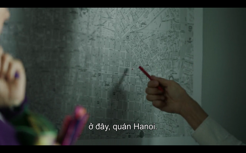 "ha noi" bat ngo xuat hien trong loat phim dinh dam "money heist" hinh 3