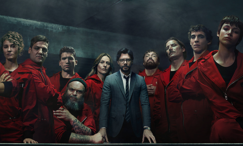 "ha noi" bat ngo xuat hien trong loat phim dinh dam "money heist" hinh 1