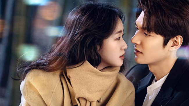 khan gia phan khich khi lee min ho bat ngo cau hon kim go eun  hinh 8