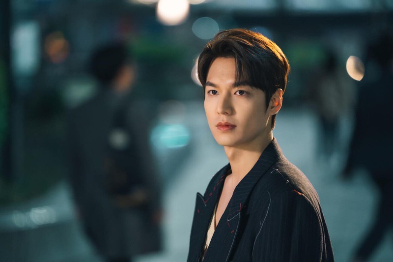 lee min ho bi che dien do, kim go eun chua thoat bong "goblin"? hinh 4