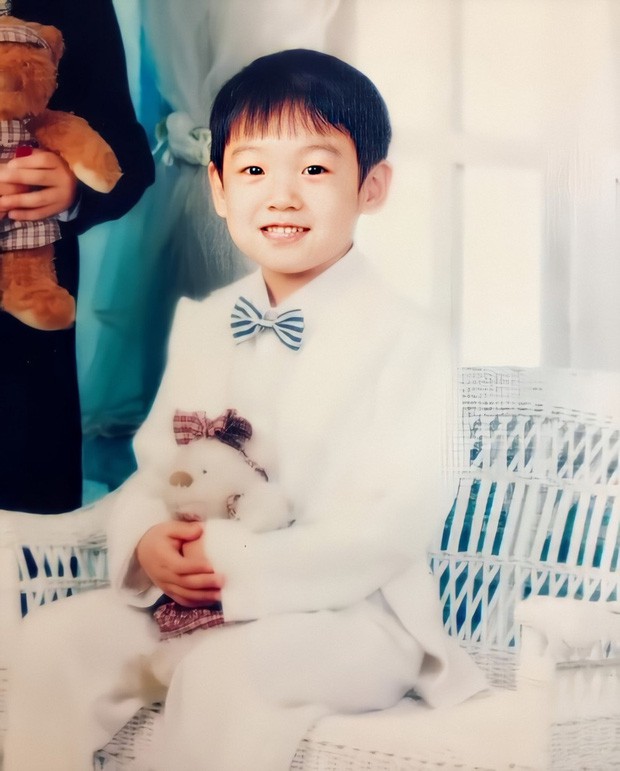 jungkook (bts) gay sot voi loat anh hoi nho de thuong hinh 3