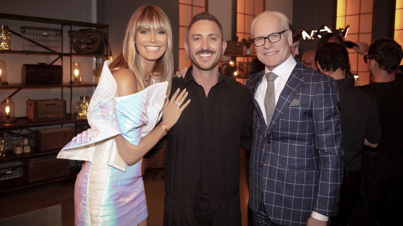 sieu mau duc heidi klum goi cam, quyen luc trong thiet ke cua cong tri  hinh 4