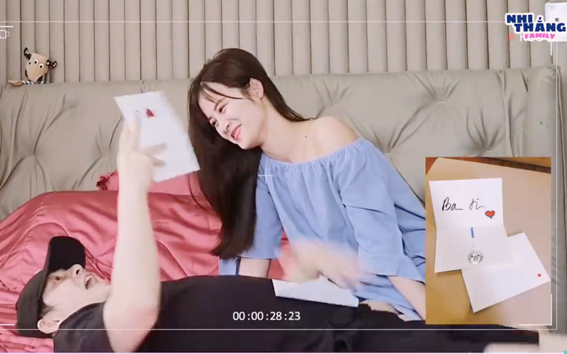 dong nhi lo bung bau sau khi thong bao mang thai con dau long hinh 1