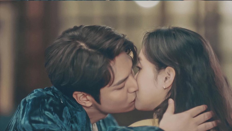 quan vuong bat diet tap 5: lee min ho tao bao "khoa moi" kim go eun  hinh 4