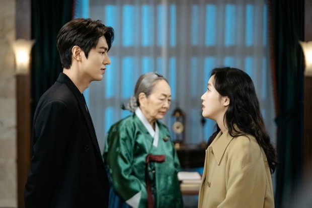 quan vuong bat diet tap 5: lee min ho tao bao "khoa moi" kim go eun  hinh 1