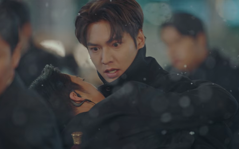 quan vuong bat diet tap 10: kim go eun nhuom mau, let tim lee min ho hinh 4