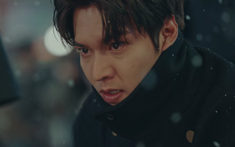 quan vuong bat diet tap 10: kim go eun nhuom mau, let tim lee min ho hinh 9