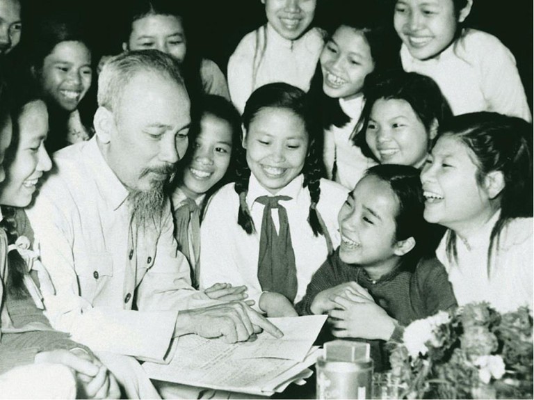 hinh anh bac ho ven nguyen trong trai tim nguoi tre hinh 1