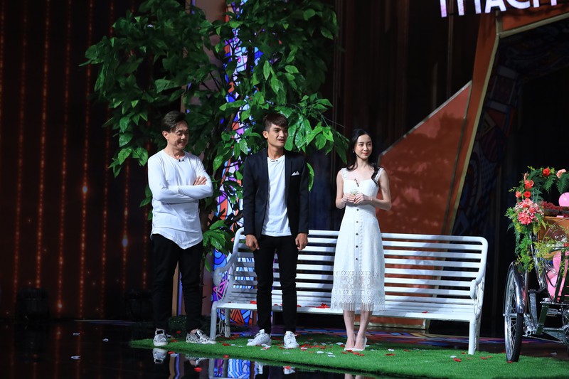 mac van khoa bat ngo tiet lo ve dam cuoi cuoi nam voi jun vu hinh 2