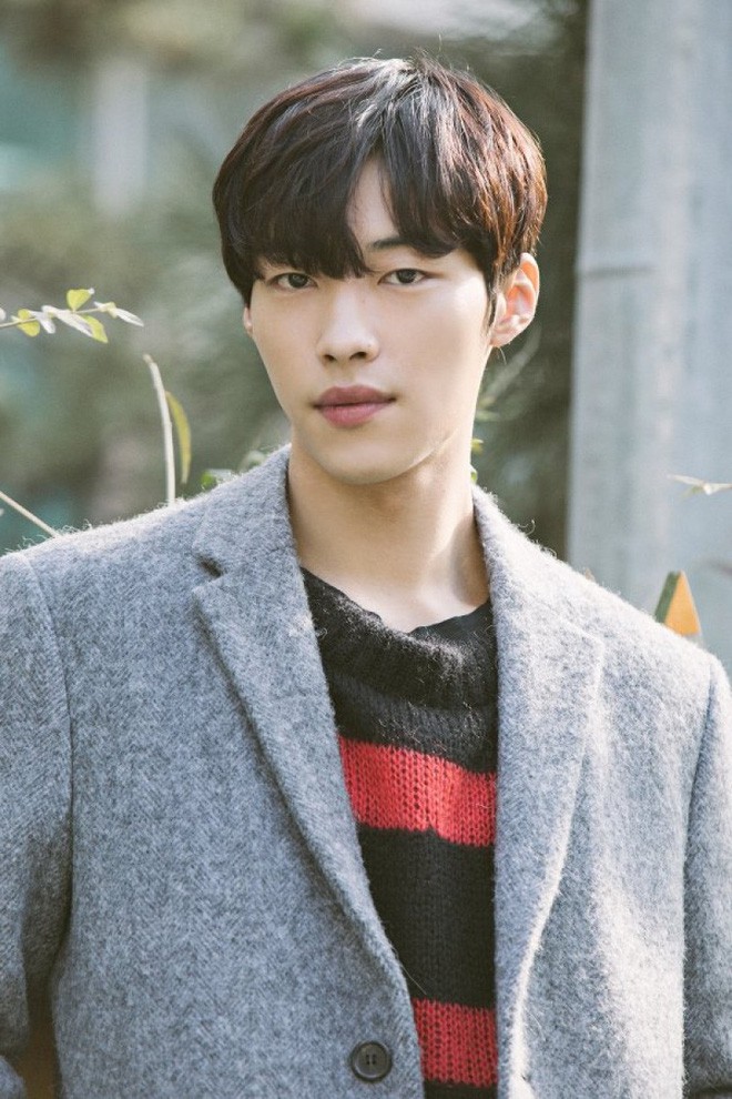 ngo ngang man day thi thanh cong cua "can ve" woo do hwan  hinh 1