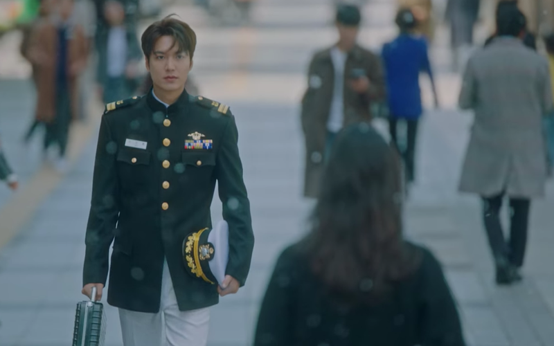 quan vuong bat diet ket thuc dep: lee min ho, kim go eun hanh phuc ben nhau hinh 6