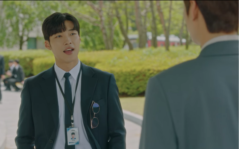 quan vuong bat diet ket thuc dep: lee min ho, kim go eun hanh phuc ben nhau hinh 8