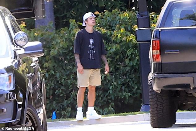 justin bieber mac do xue xoa hao hung choi golf cung ban be o my hinh 6