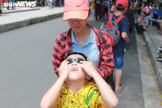 gioi tre ha noi thich thu "doi nang" di xem nhat thuc hiem gap hinh 5