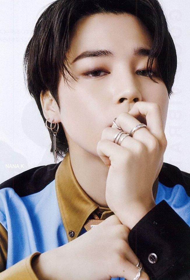bts toa sang voi bo anh moi tren tap chi vogue nhat ban hinh 4