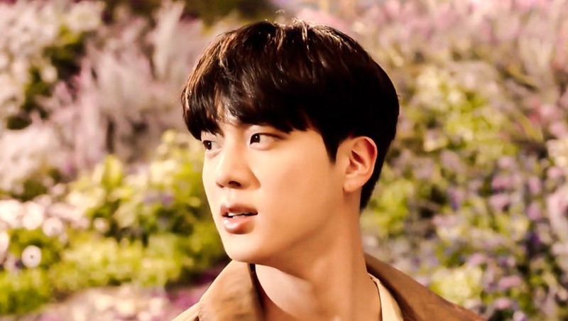 bts toa sang voi bo anh moi tren tap chi vogue nhat ban hinh 11