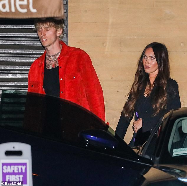 megan fox ngot ngao nam tay tinh tre trong buoi toi hen ho lang man hinh 2