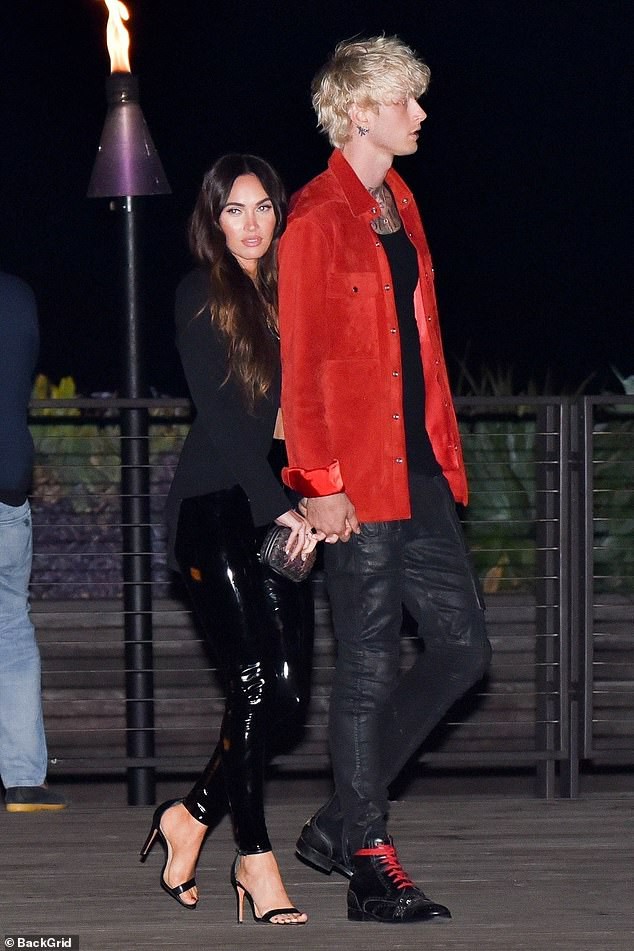 megan fox ngot ngao nam tay tinh tre trong buoi toi hen ho lang man hinh 5