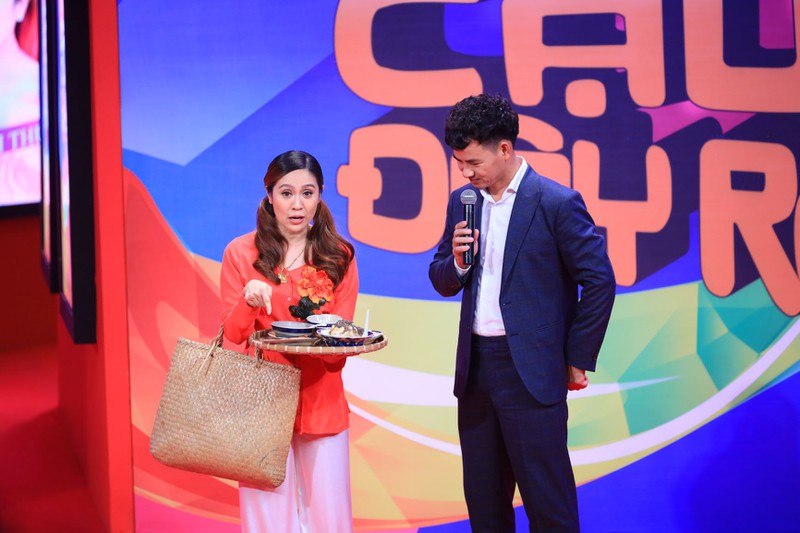truong giang bi dong nghiep "ca khia" ve gu an mac tren truyen hinh hinh 3