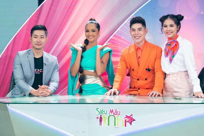 hoa hau h’hen nie hoa than thanh cong chua jasmine, lan dau thu mua lua  hinh 7