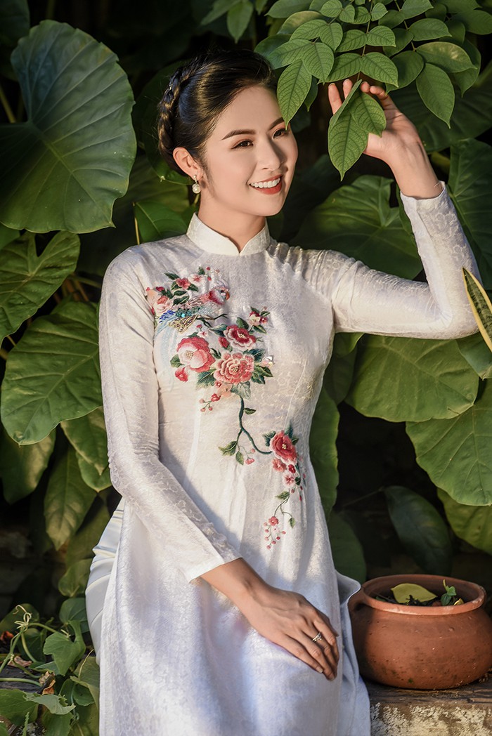 ao dai cach tan: sang tao nhung phai co chung muc hinh 7