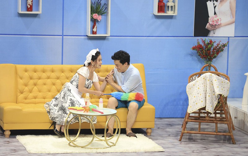 bi "ep" hon mac van khoa, lam truong bat ngo gianh cup "on gioi" hinh 5