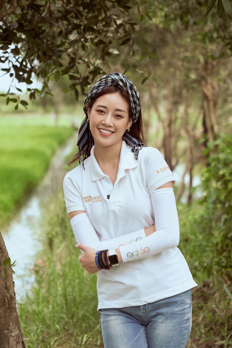 hoa hau khanh van thich thu tao dang trong bo anh "cay nha la vuon" hinh 12
