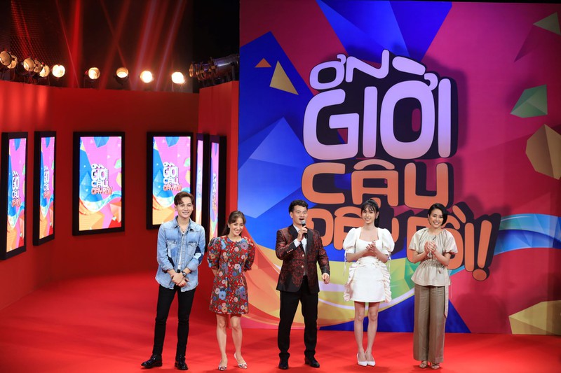 giau phan hien tham gia "on gioi", khanh thi xuat sac doat cup  hinh 1