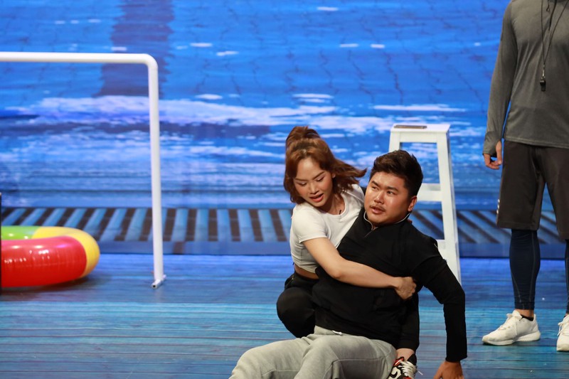 miu le tu tin xuat hien tai "on gioi" sau man giam can ngoan muc hinh 1