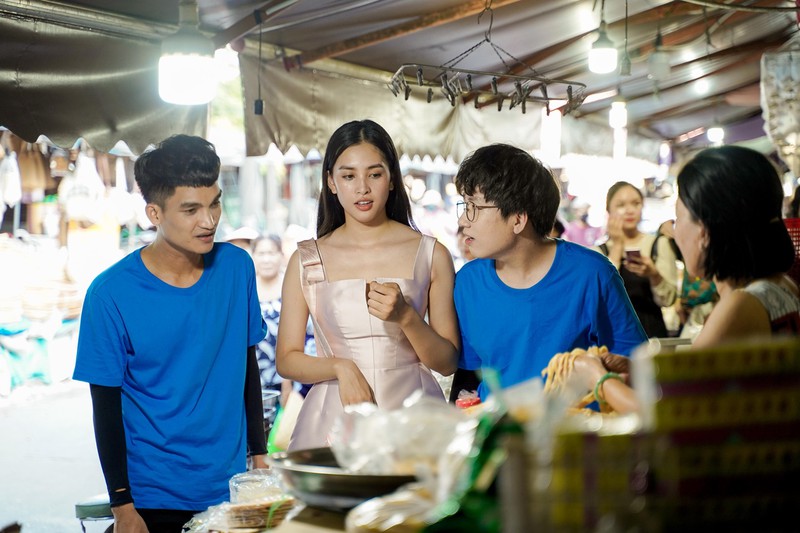 hoa hau tieu vy chung to do "sanh an" khien mac van khoa phai "tron mat" hinh 2