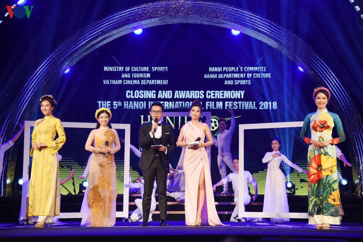 "lien hoan phim viet nam" la thuong hieu quoc gia hinh 2